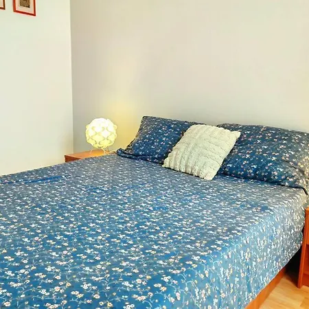 Near Beach For 2person Apartment *