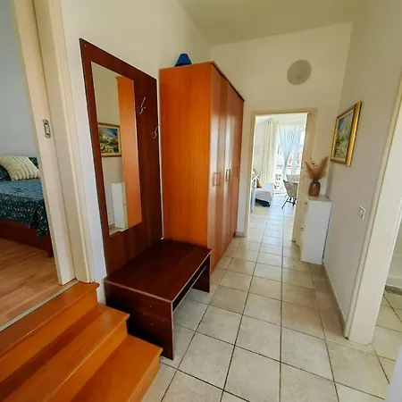 Near Beach For 2person Apartment *