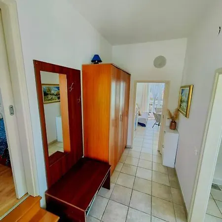 Near Beach For 2person
