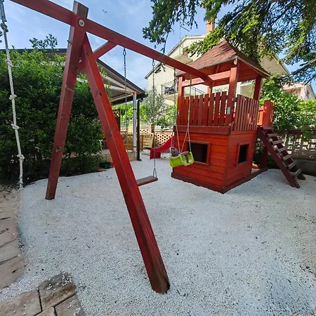 Near Beach For 2person Apartment